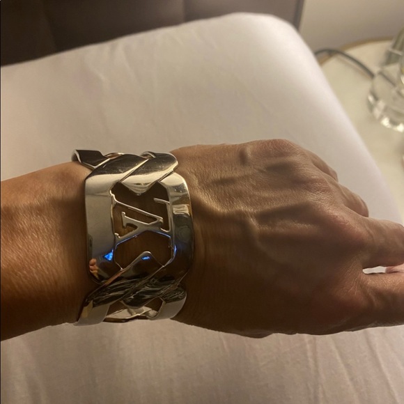 Authentic Louis Vuitton silver bangle - Picture 4 of 5